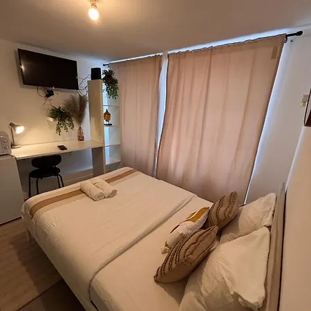 Louis Ricard Bed and breakfast