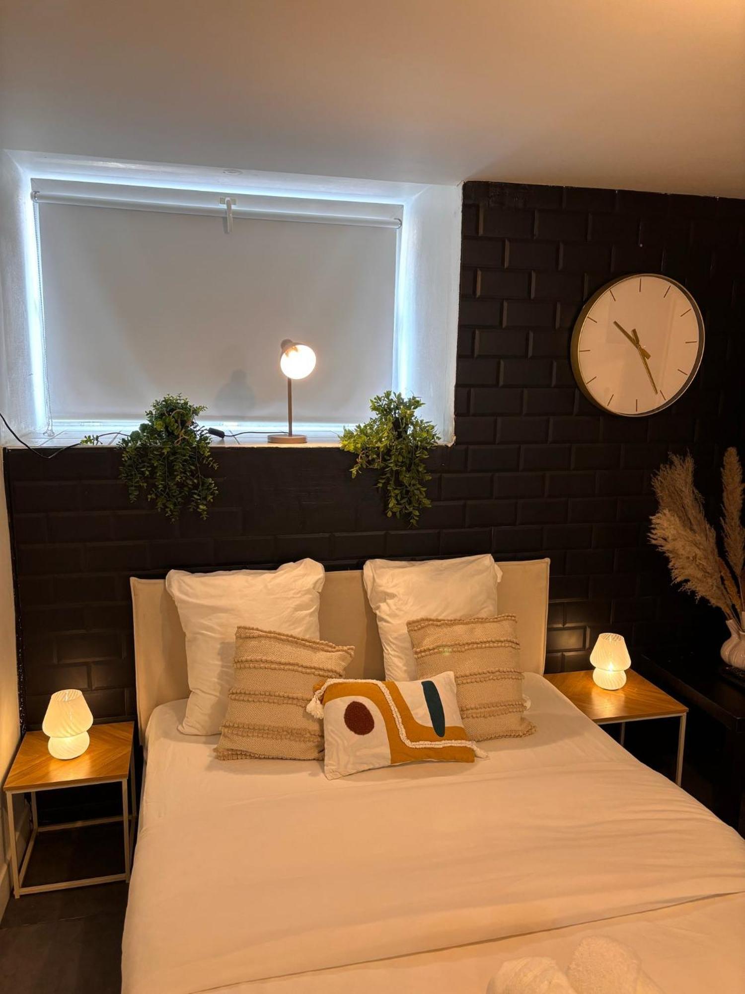 Couette-café Louis Ricard Rouen, France - réserver maintenant, les prix ...